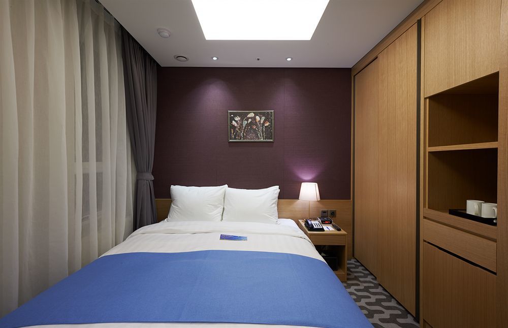 Days Hotel By Wyndham Seoul Myeongdong Ngoại thất bức ảnh